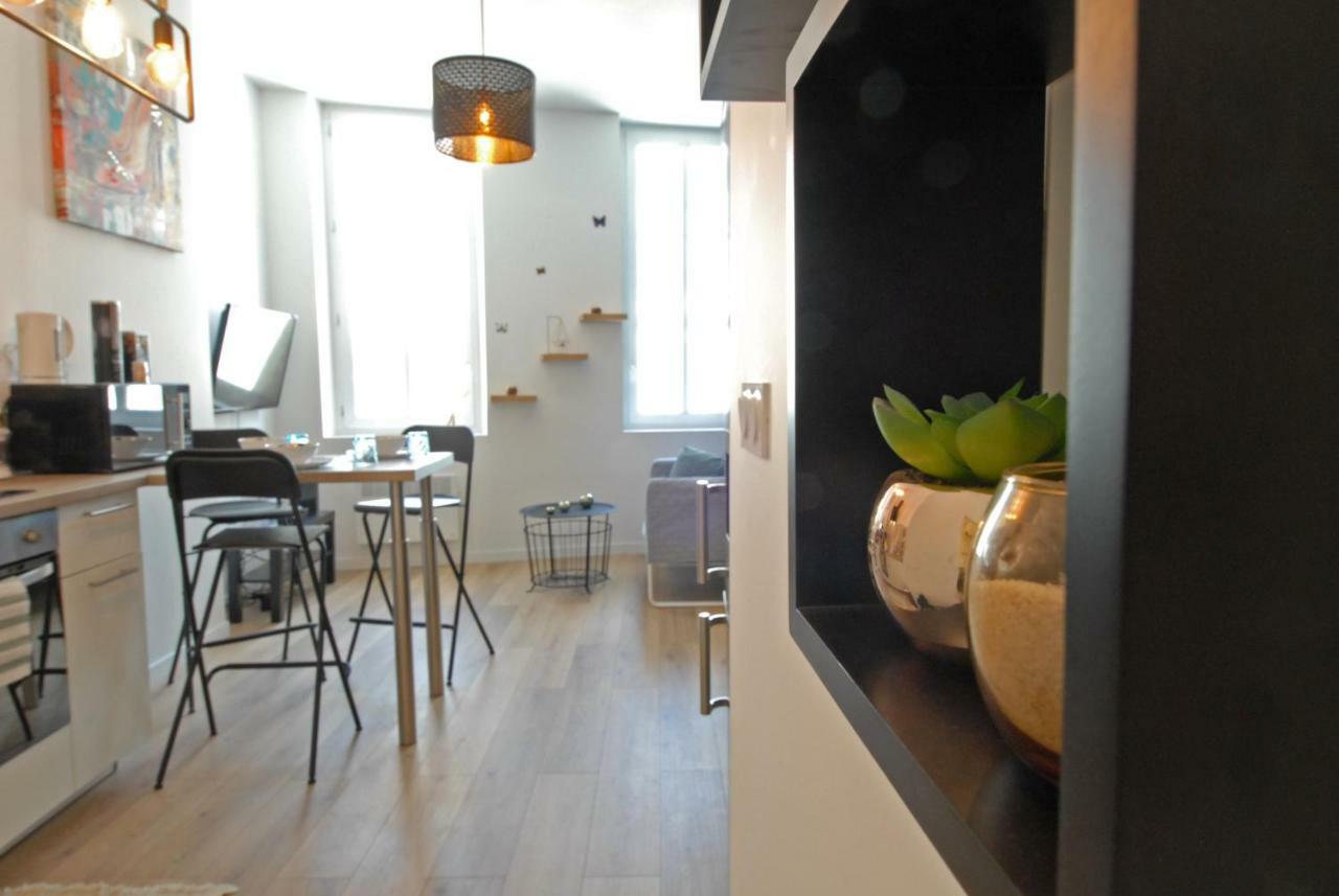 Appartement Neuf Hyper Centre _ Saint Ferreol Marseille Exterior photo